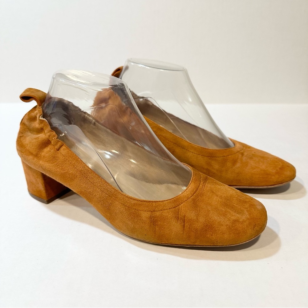 Everlane Women's Heels in Tan Suede